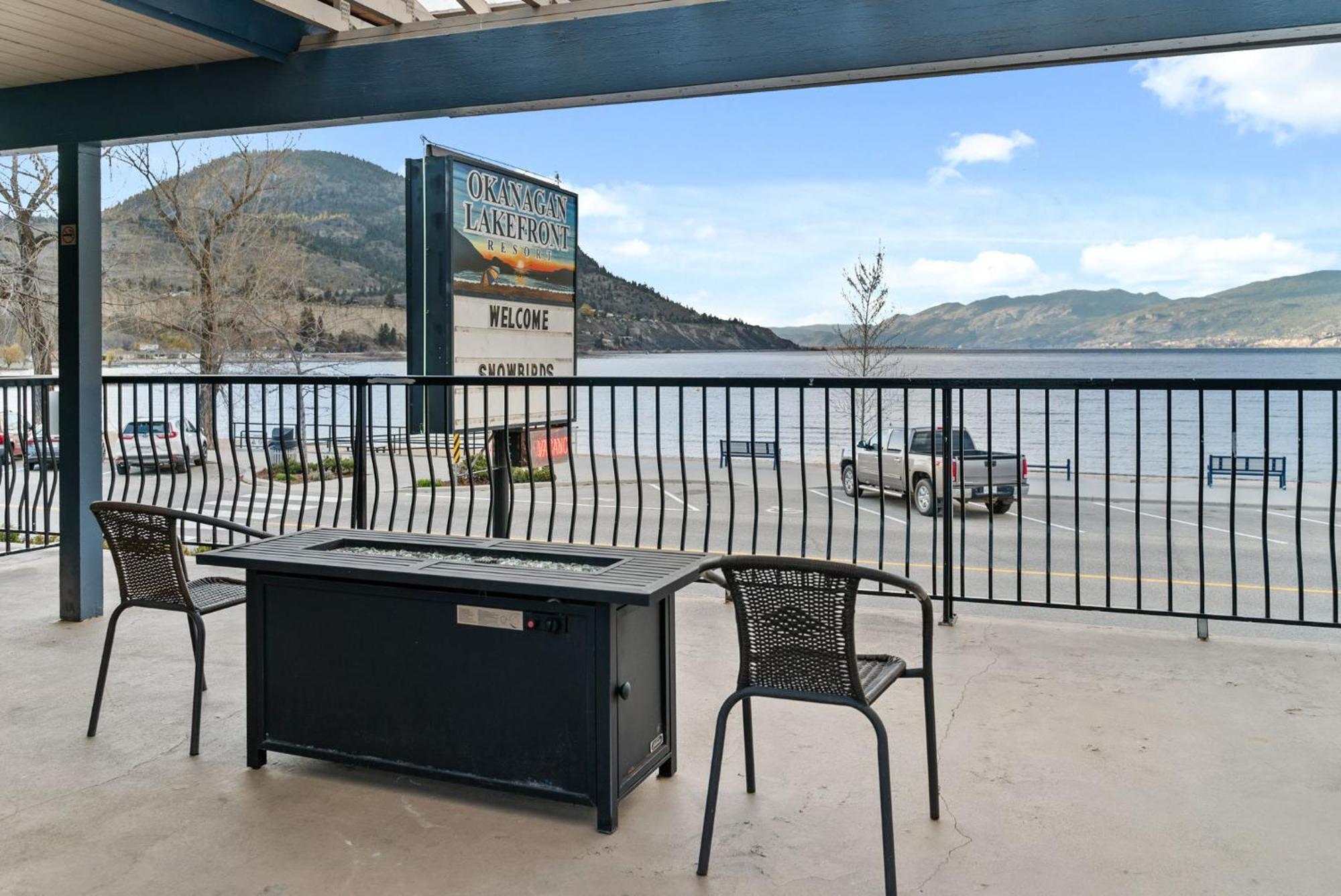 Okanagan Lakefront Resort Penticton Exterior photo