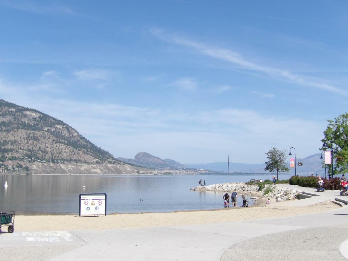 Okanagan Lakefront Resort Penticton Exterior photo